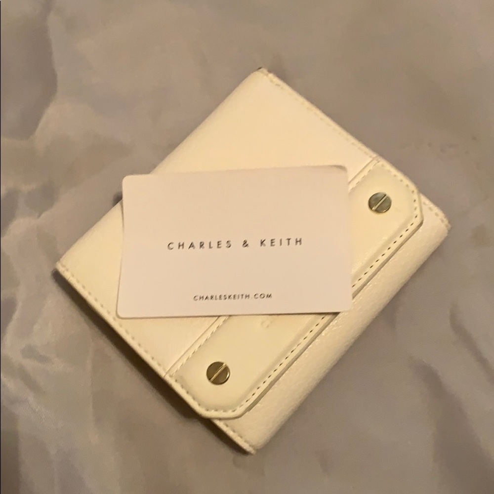 Wallet - Picture 2 of 3